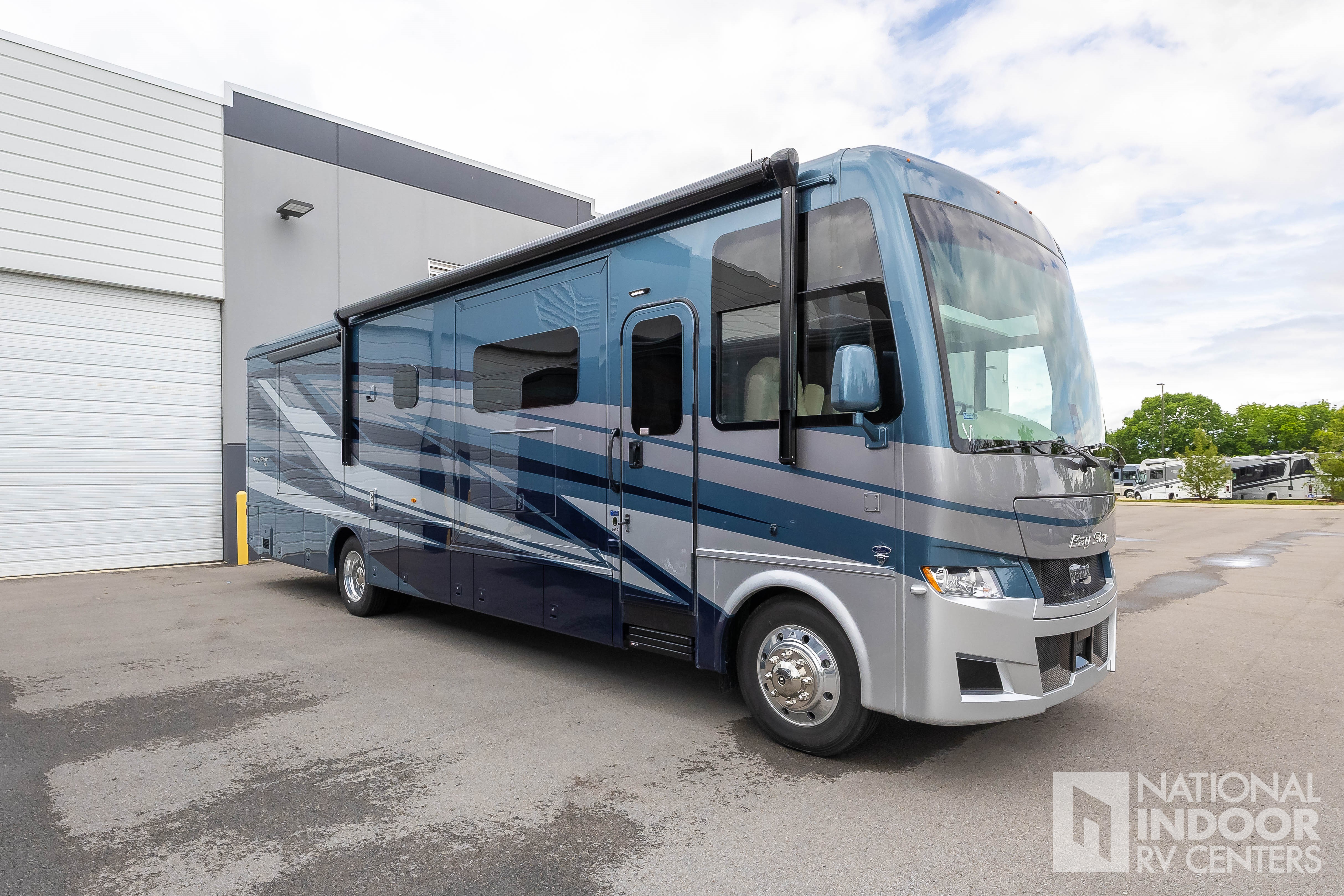 2027 Newmar Bay Star 3639