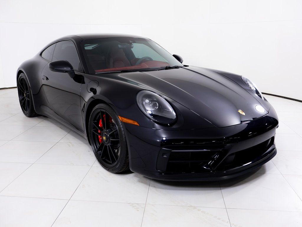 2024 Porsche 911 Carrera GTS
