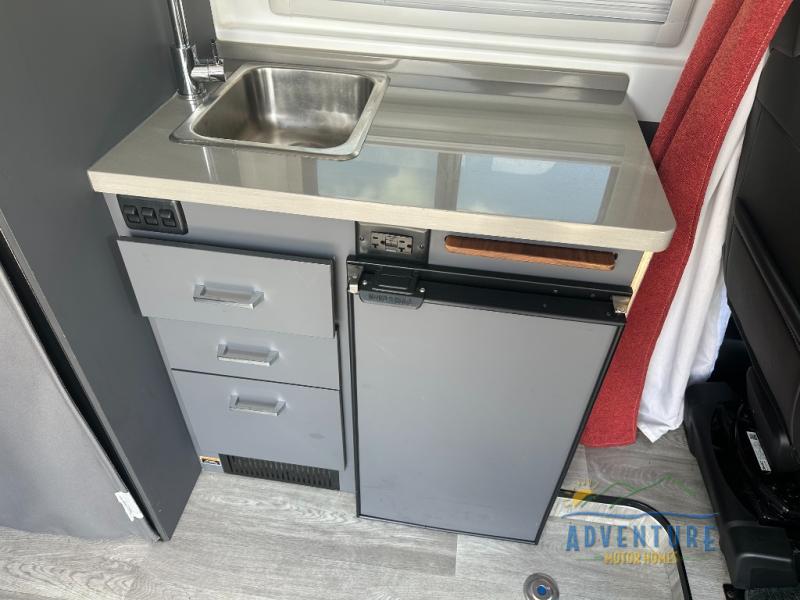 2023 Winnebago Roam 59